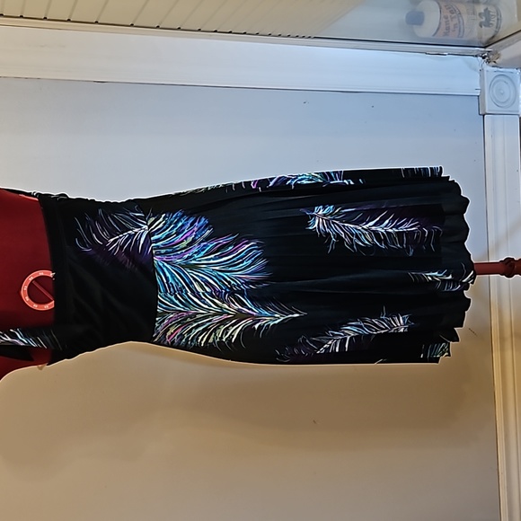 Speechless Ladies Dress BNWT Pleated - Picture 6 of 12